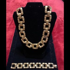Bold Elegance Necklace and Bracelet Set